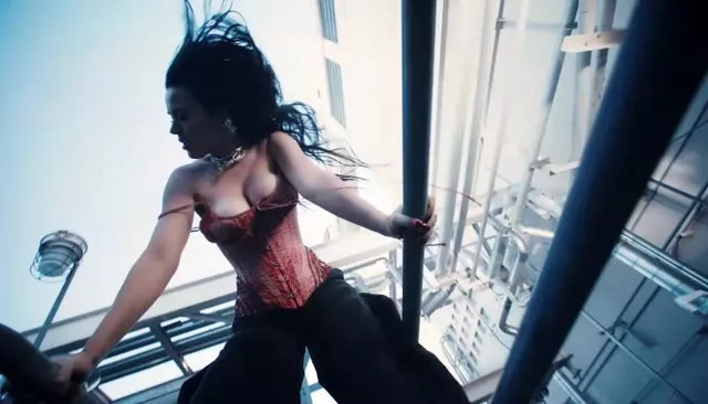 Katy Perry is showing her tits off again.