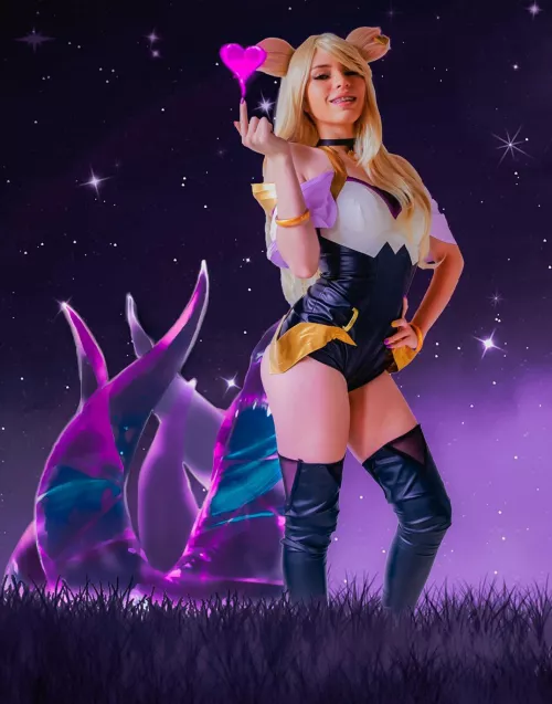 KDA Ahri from League of Legends by Ale Garces