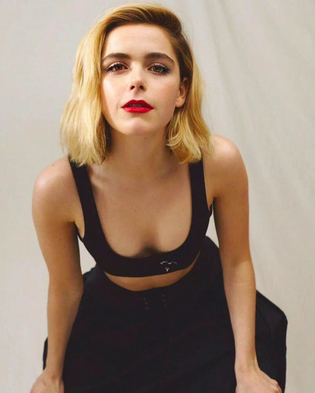 Kiernan Shipka is so underrated, can someone help me cum for her?