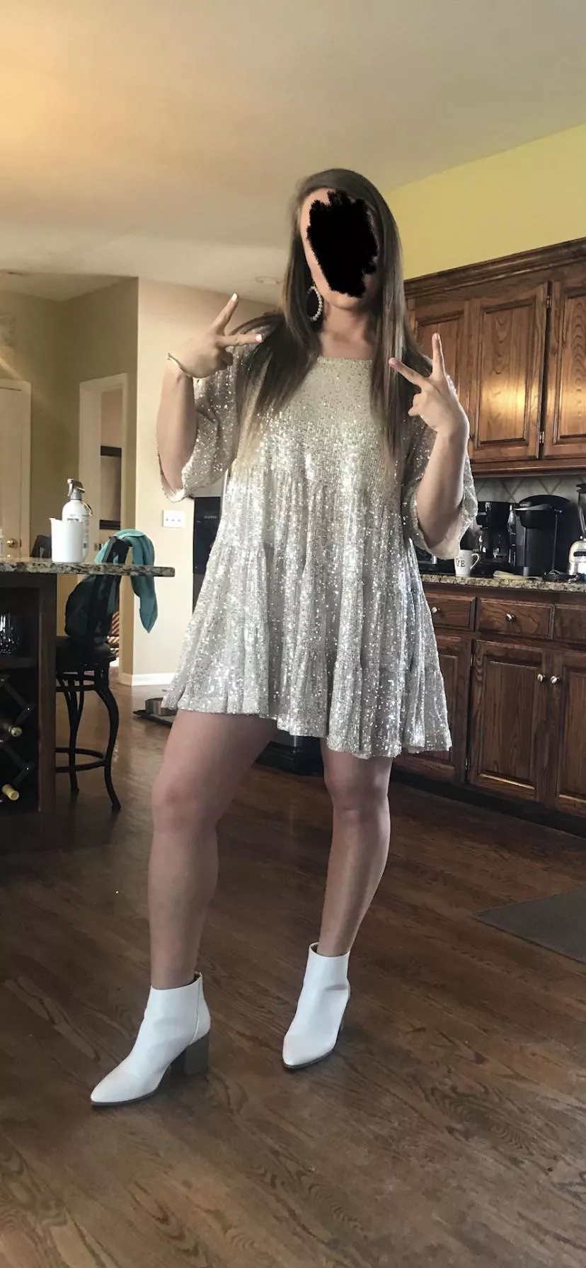 Kik kcmo_69 if you wanna see more of my (26F)iance and her big ass. MILFs to the front of the line 🤤 MUST VERIFY