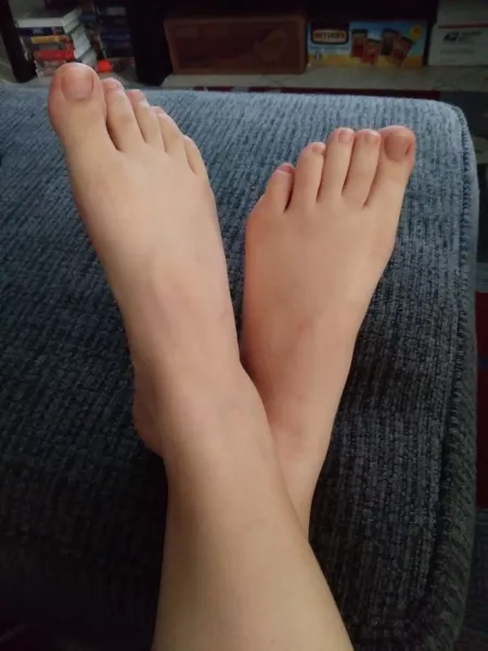 Kik me @freefallwithmee accepting requests 😉