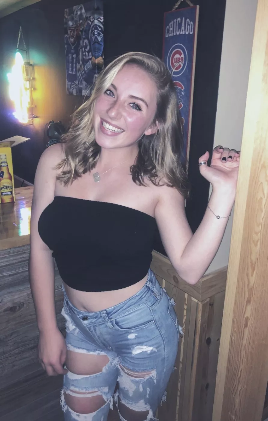 [Kik Runner2790] Anyone wanna see more of her?