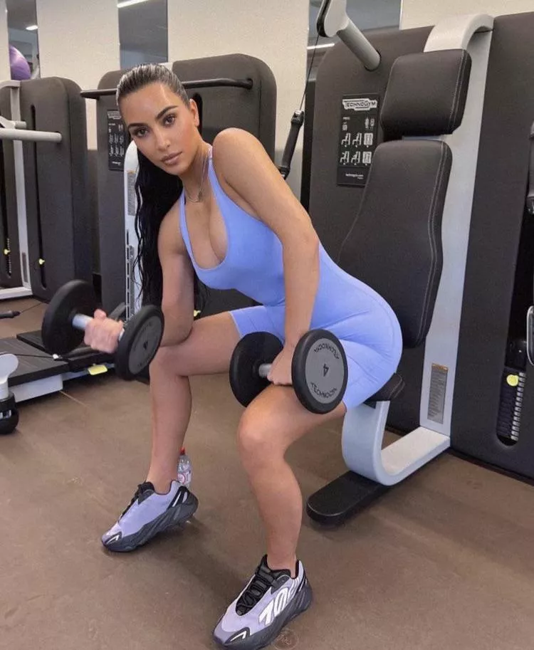Kim getting that body right for summer.