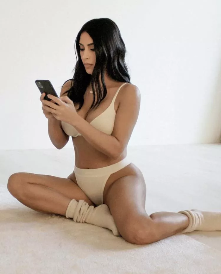 Kim going crazy 😍