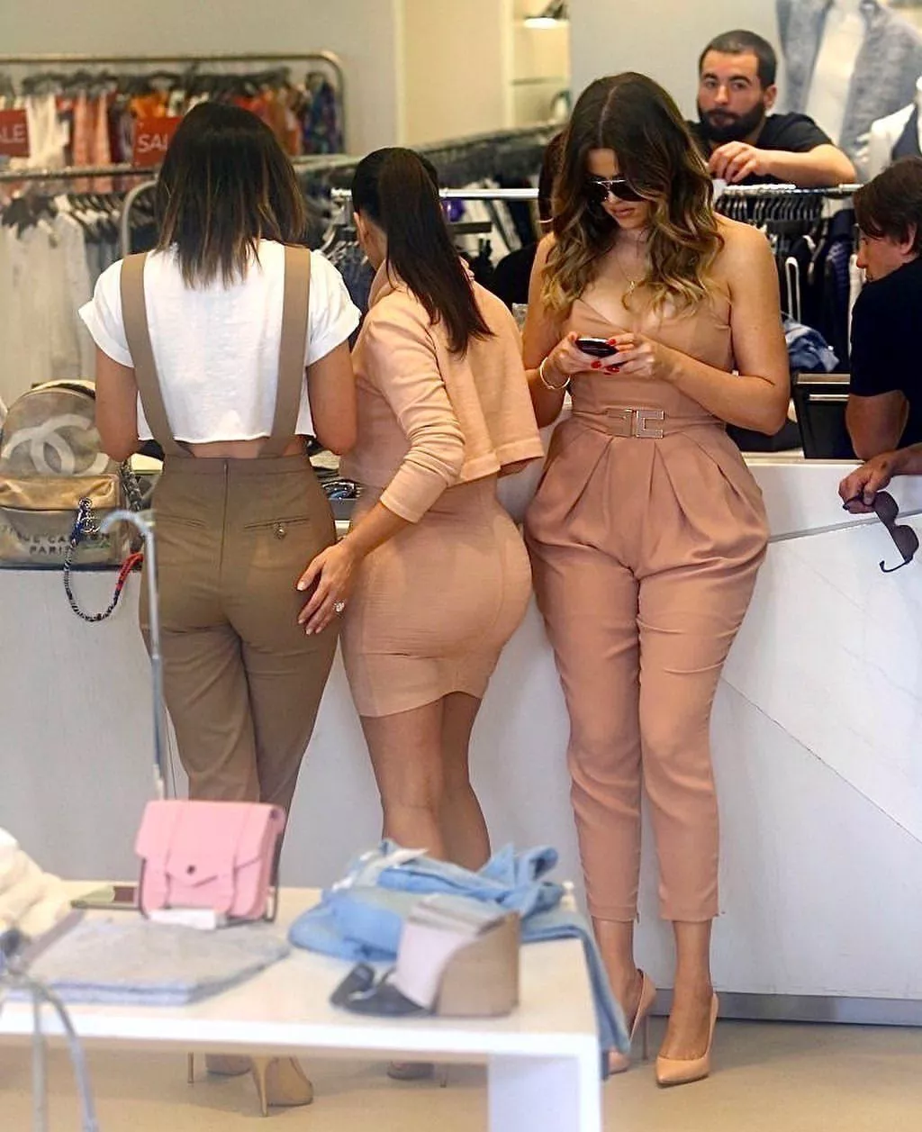 Kim with Kylie and Khloe