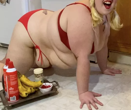 Kinda naughty 🥰🍒