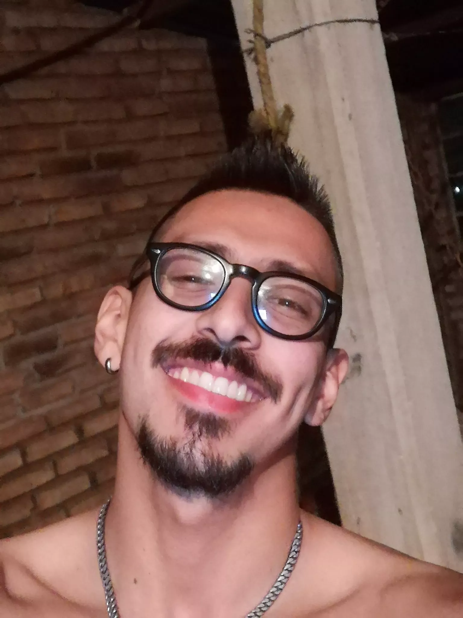 kinky boy here from mexico