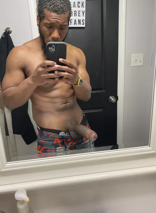 KISS THE DICK BEFROE YOU SPEAK TO ME