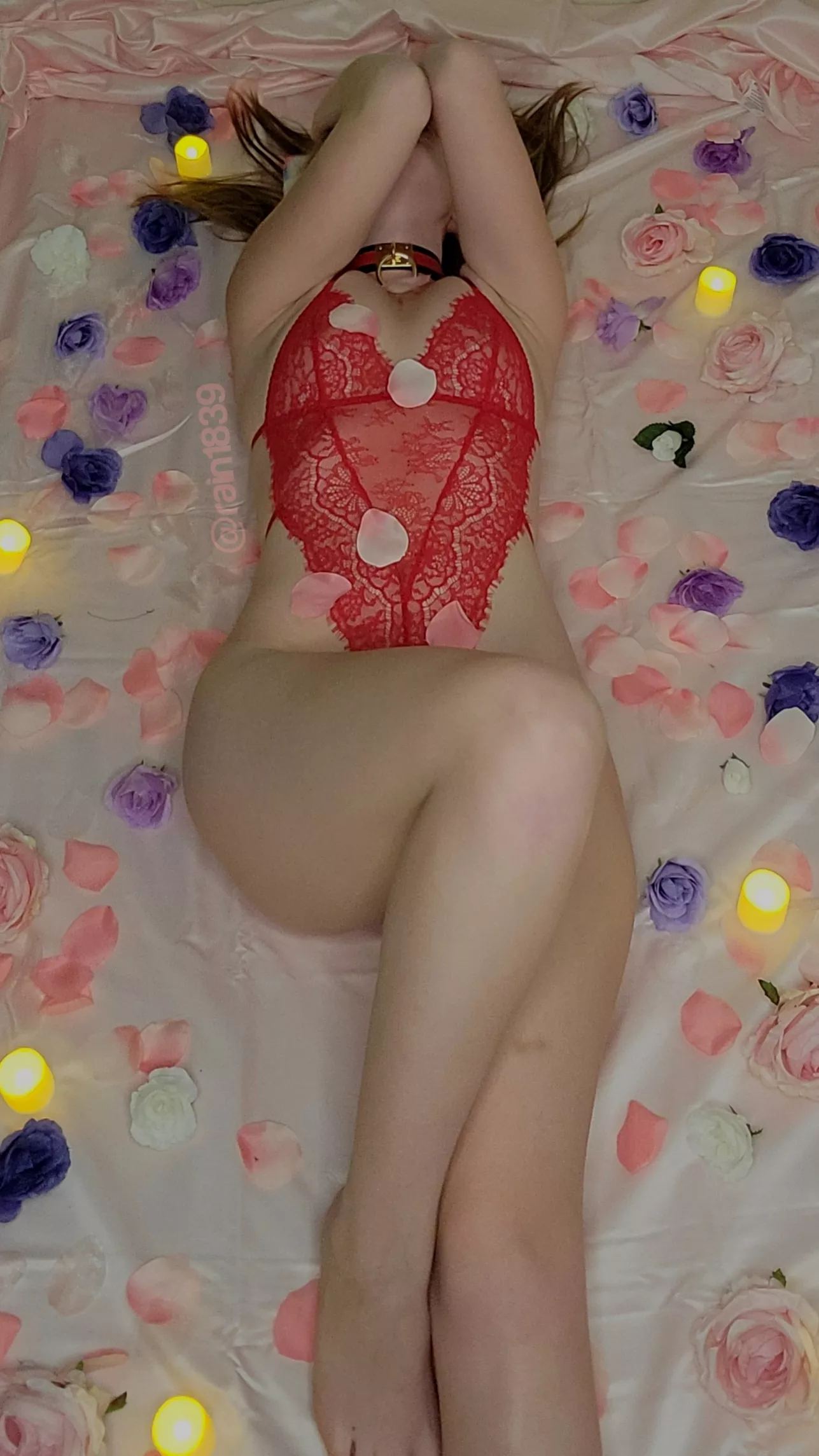 Kitten is ready for valentines!