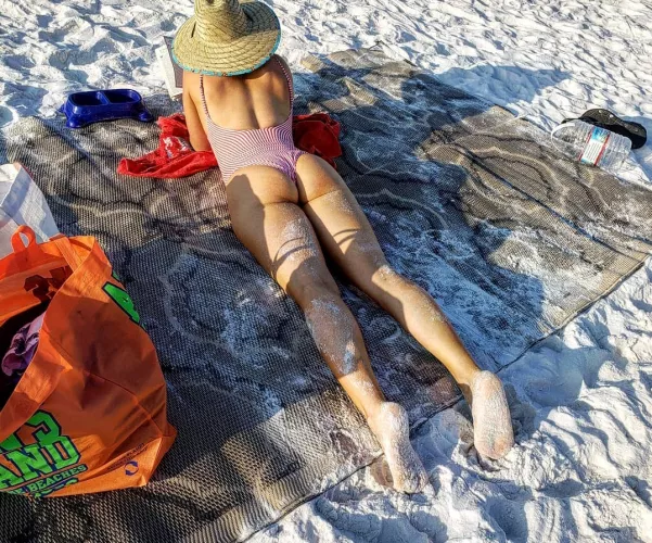 Lacey Evans at the beach