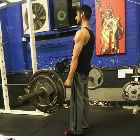 Ladies 176lbs and lighter - how'd you love to be my barbell?