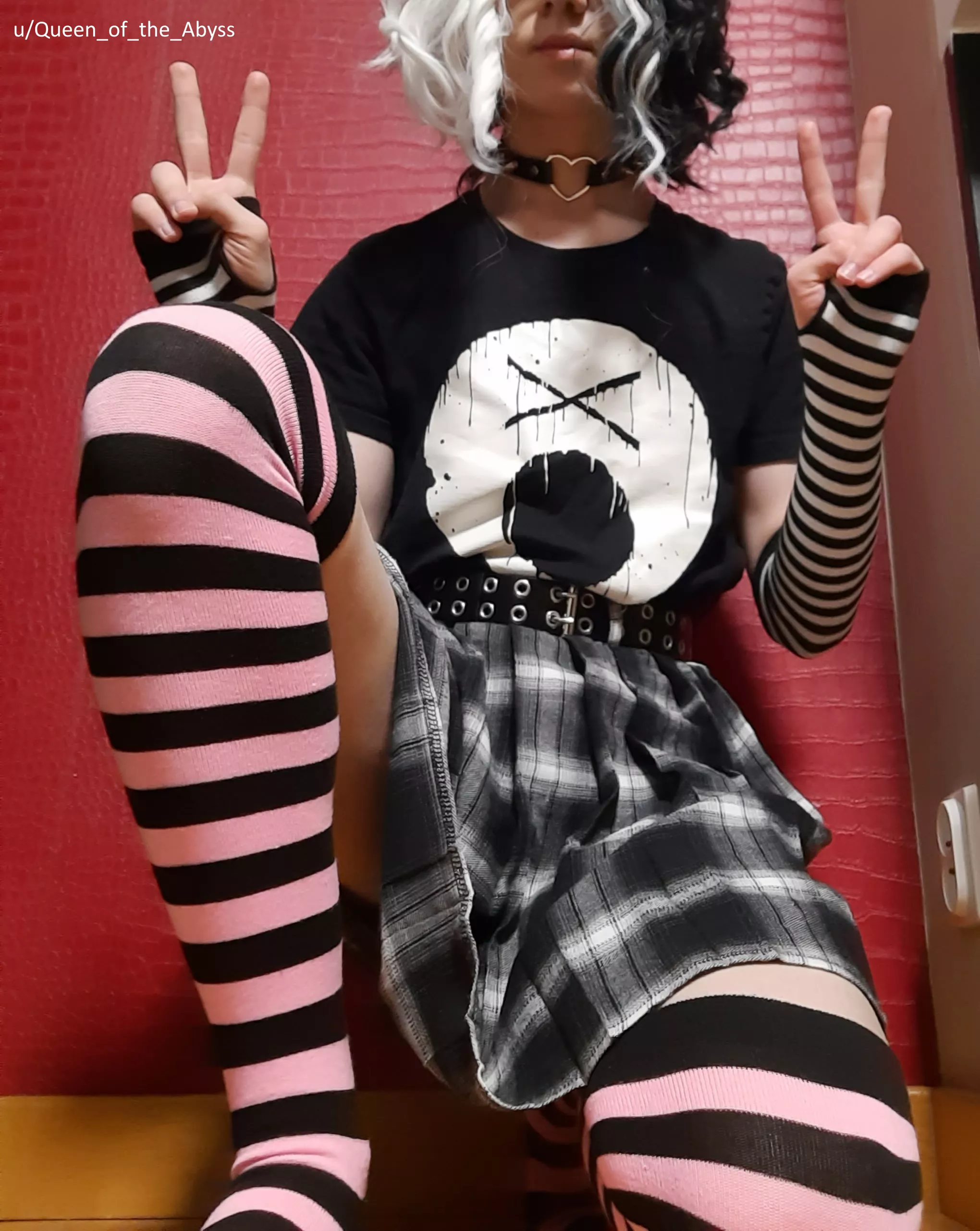 Last pic in 2021. I wish I had money for new clothes :/