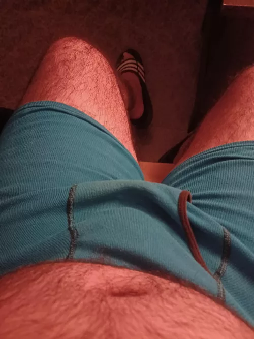 Late night post but also thick legs 🤣