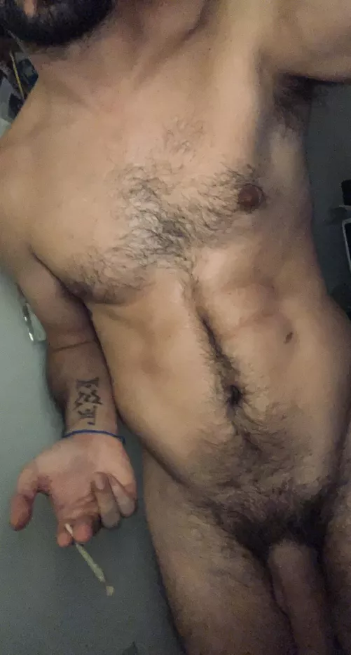 Late night s[M]oke sesh?