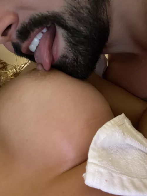 Late night snack 👅