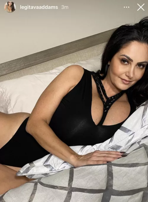 Latest story. I’ve left her Instagram name in so you can find her yourselves 😍