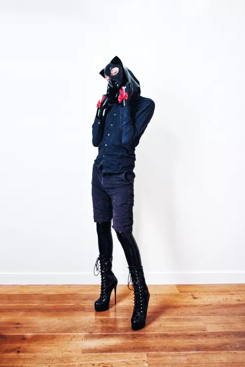 Latex cowls are so underrated!