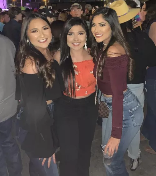 Latina Lovelies
