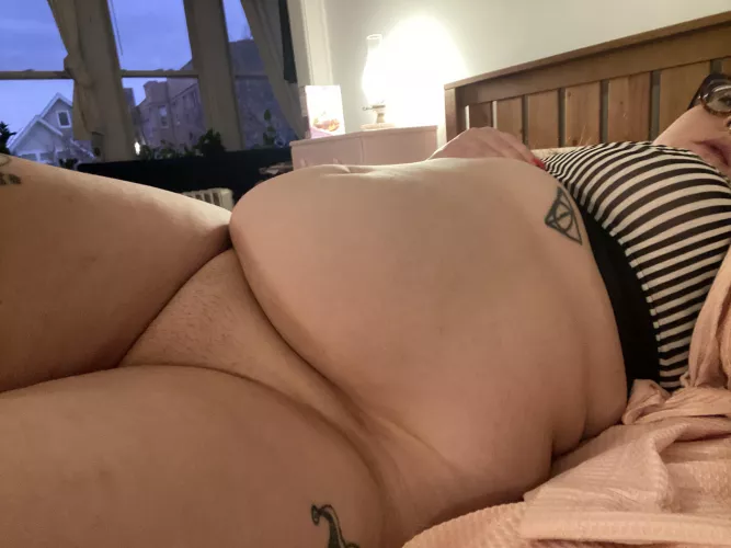 Laying in bed about to pop 🥵