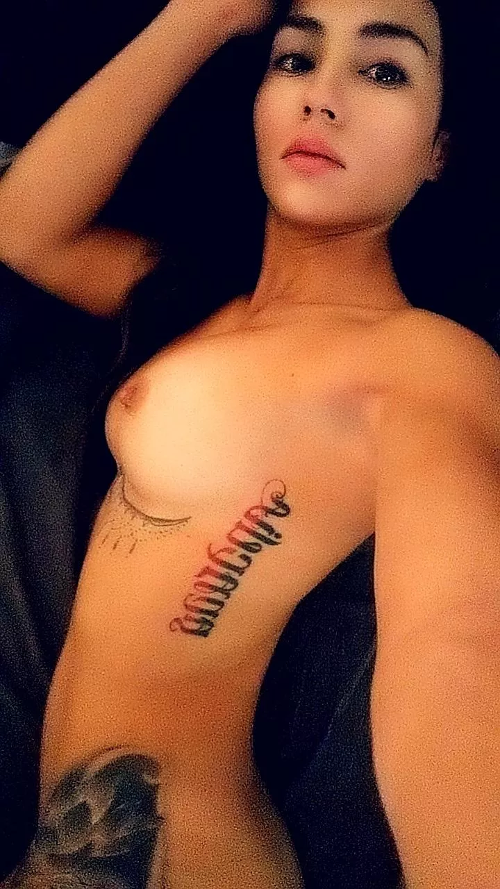 Lazy Sunday come help me out of bed