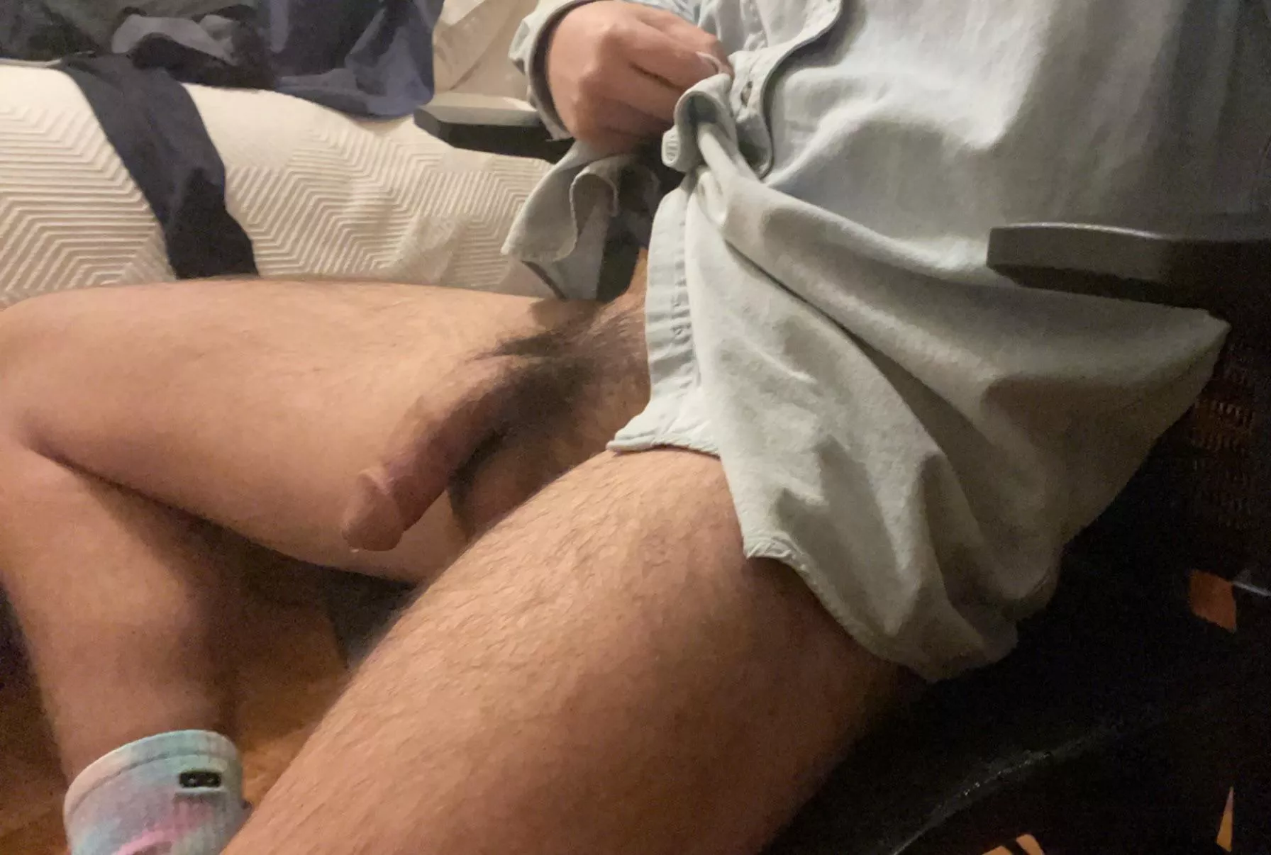 Leaking at my desk 💧 love working from home