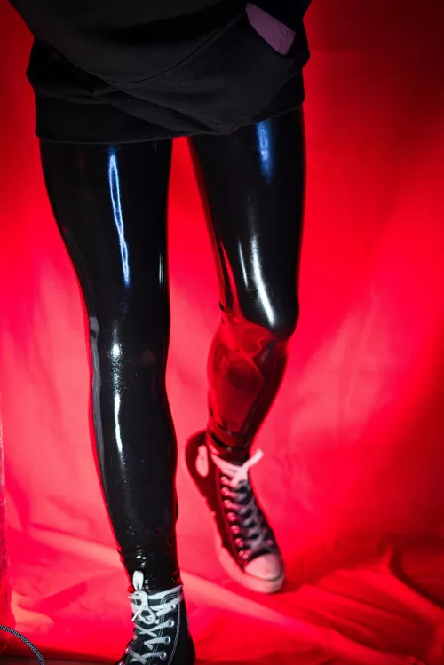 Leggings+Hoodie=🖤