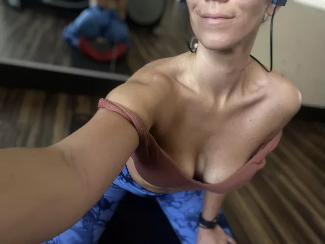 legs are exhausted after this workout [f]