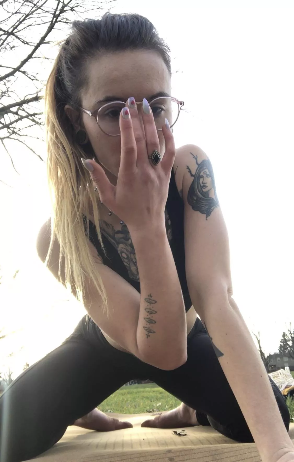 Let me adjust my glasses to see your cock better 🤤