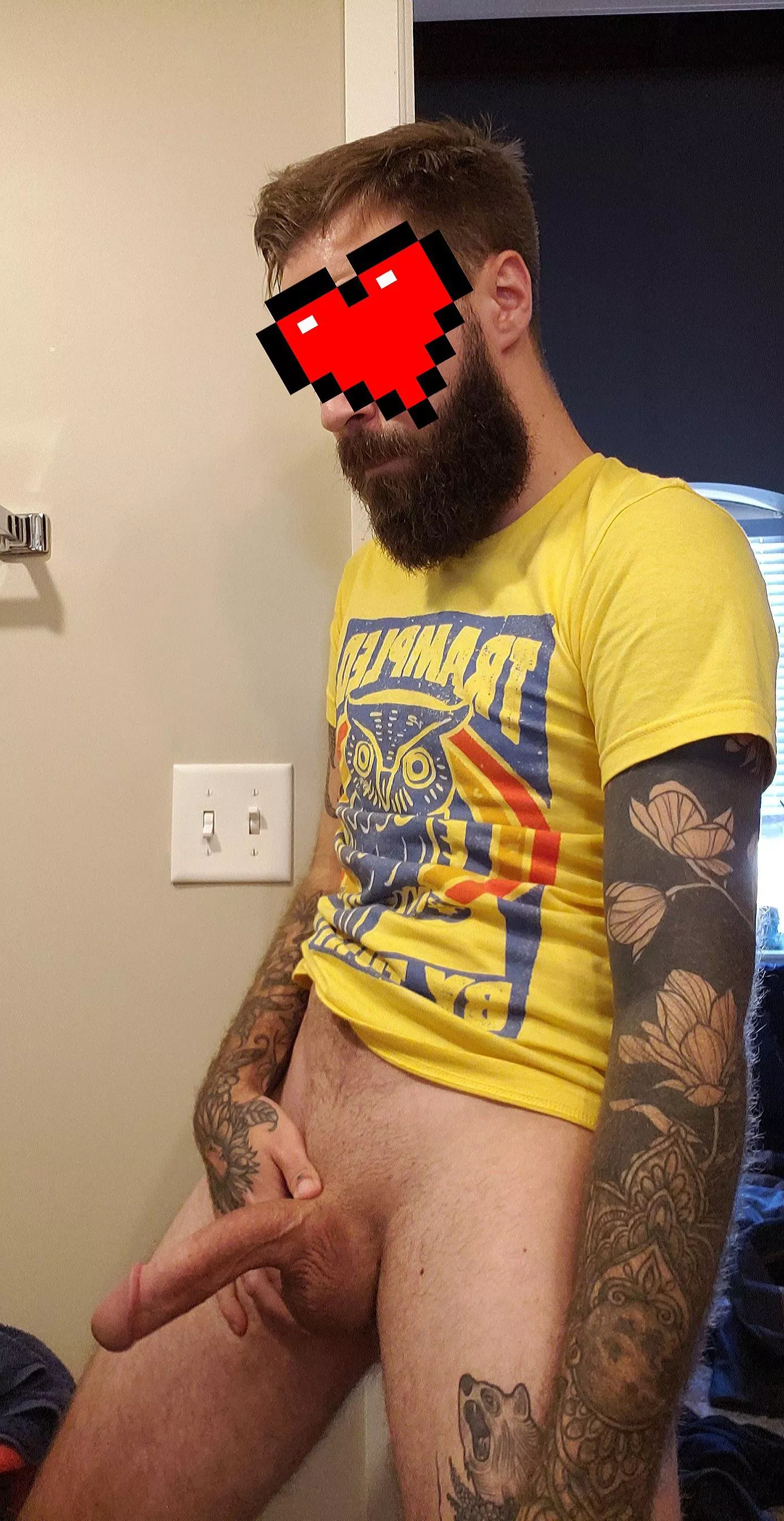 Let me fill you up? 🖤 Let me fill you up? 🖤