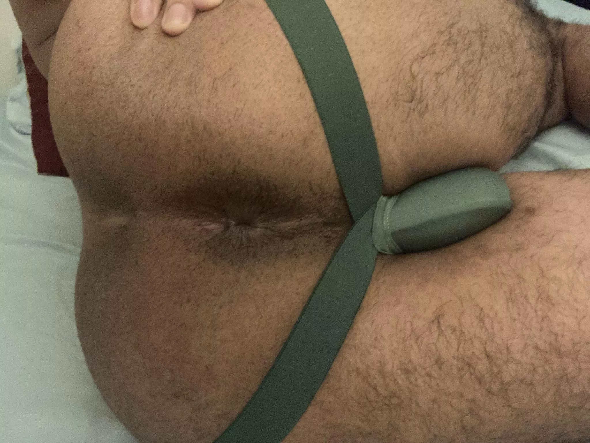 Let me spread my hole for you, sir! Please fuck me! 🥺💦