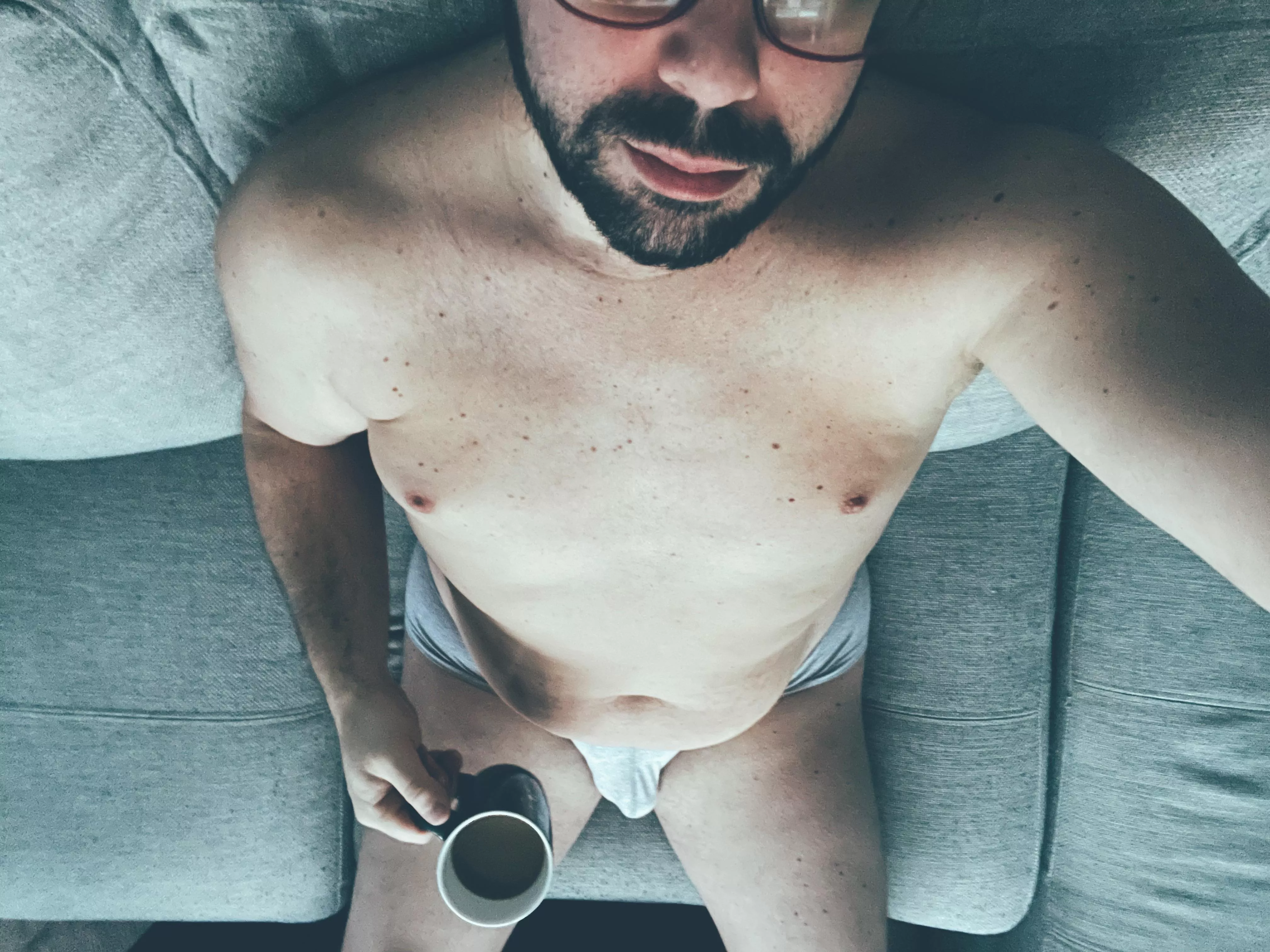 Let me warm you ont his cold morning ❄️