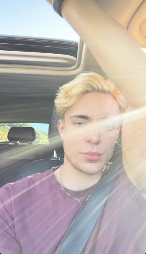 Let the weekend commence 🍾