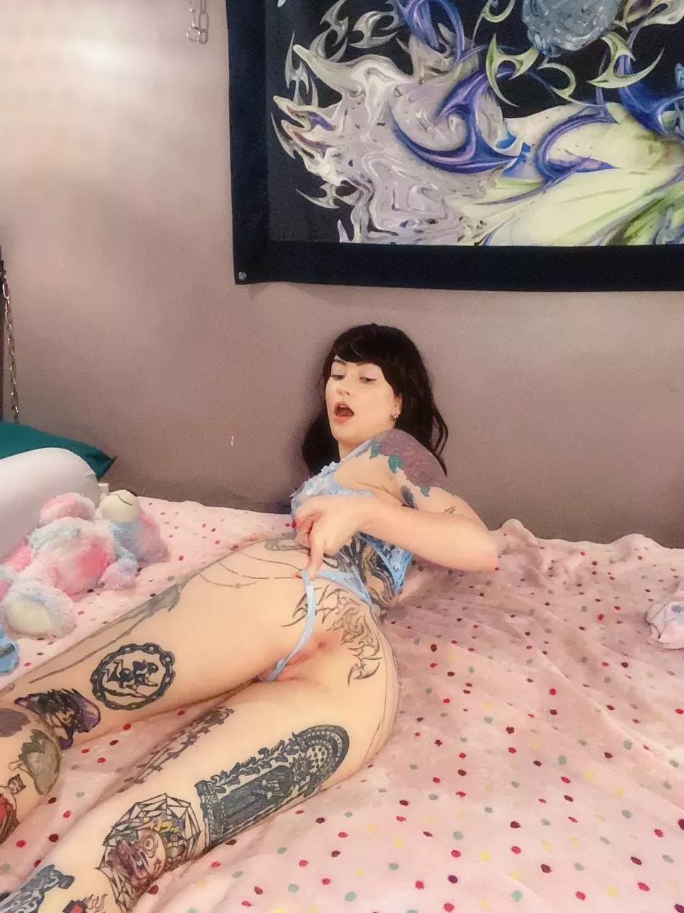 let you see my asshole by secret 😘