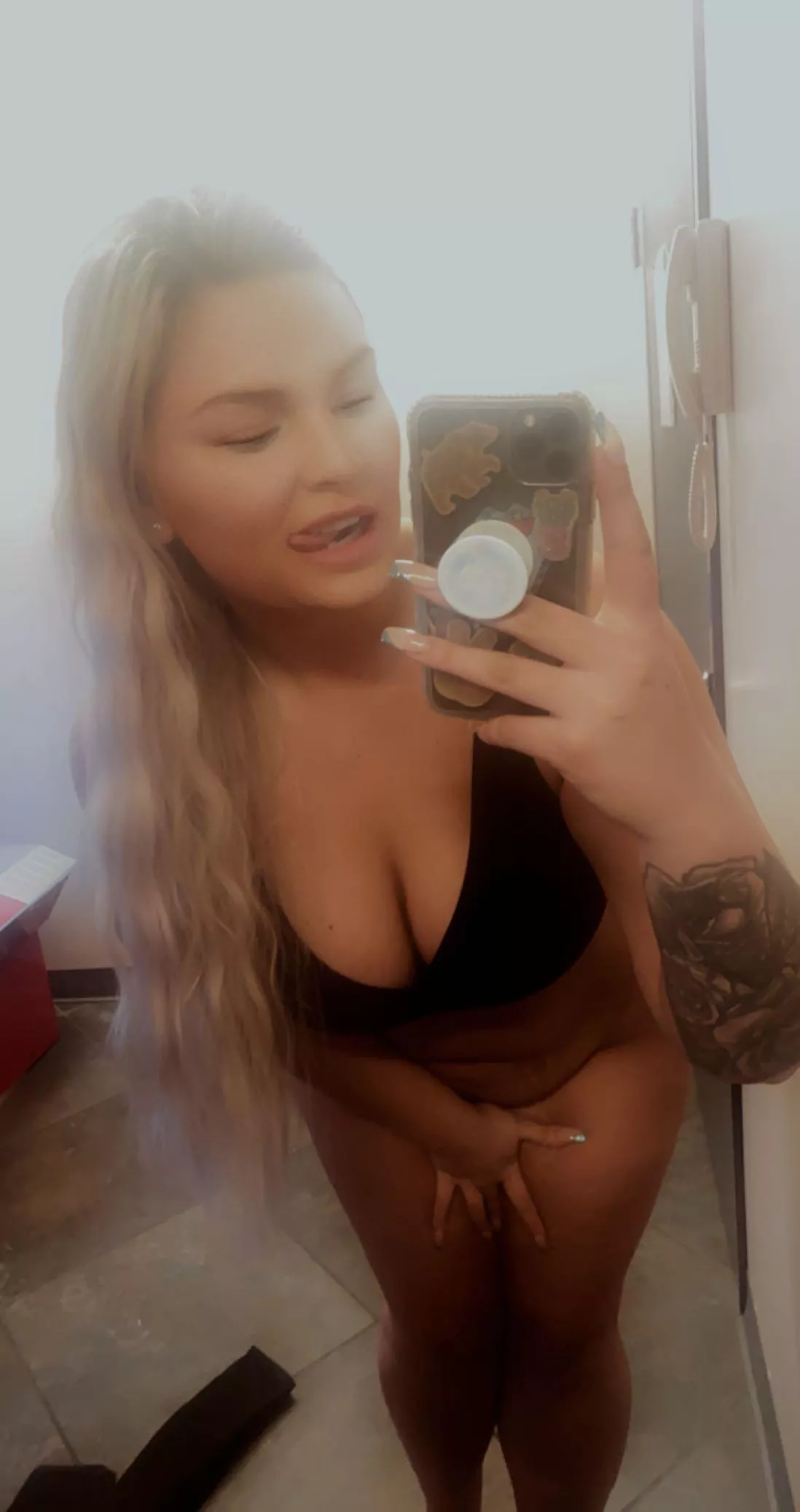 let’s fuck around and fall in love 💕