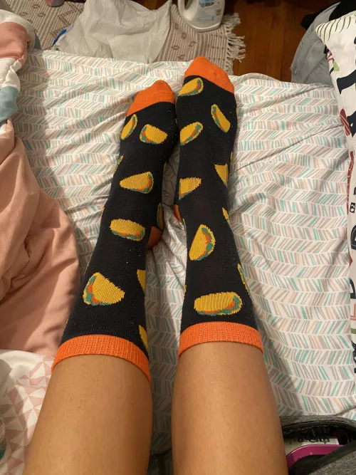 Let’s fuck ..but the socks stay 🌮