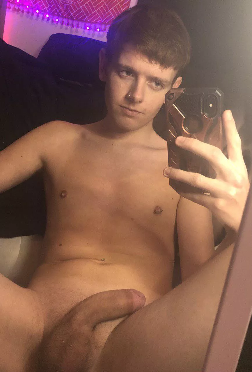 Let’s hang out 😜