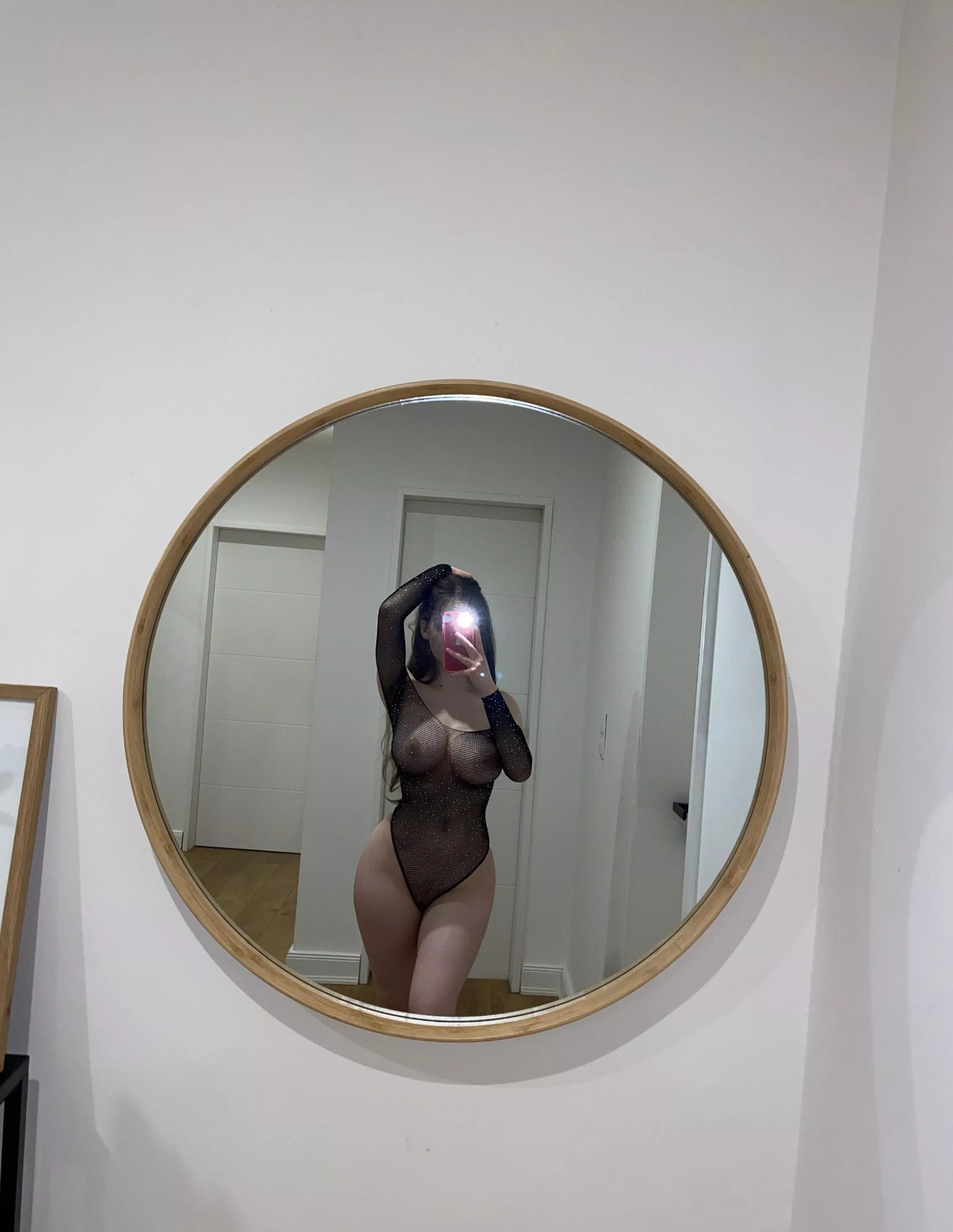 Let's have some fun 💕 I verify 💗 Videocalls 💗Sexting 💗 Customs 💗 GFE 💗 Premium Snapchat 💗 Cock Rate 💗 And much more 💗 Add my Snap @kayleyrayy Kik @kayleyyray