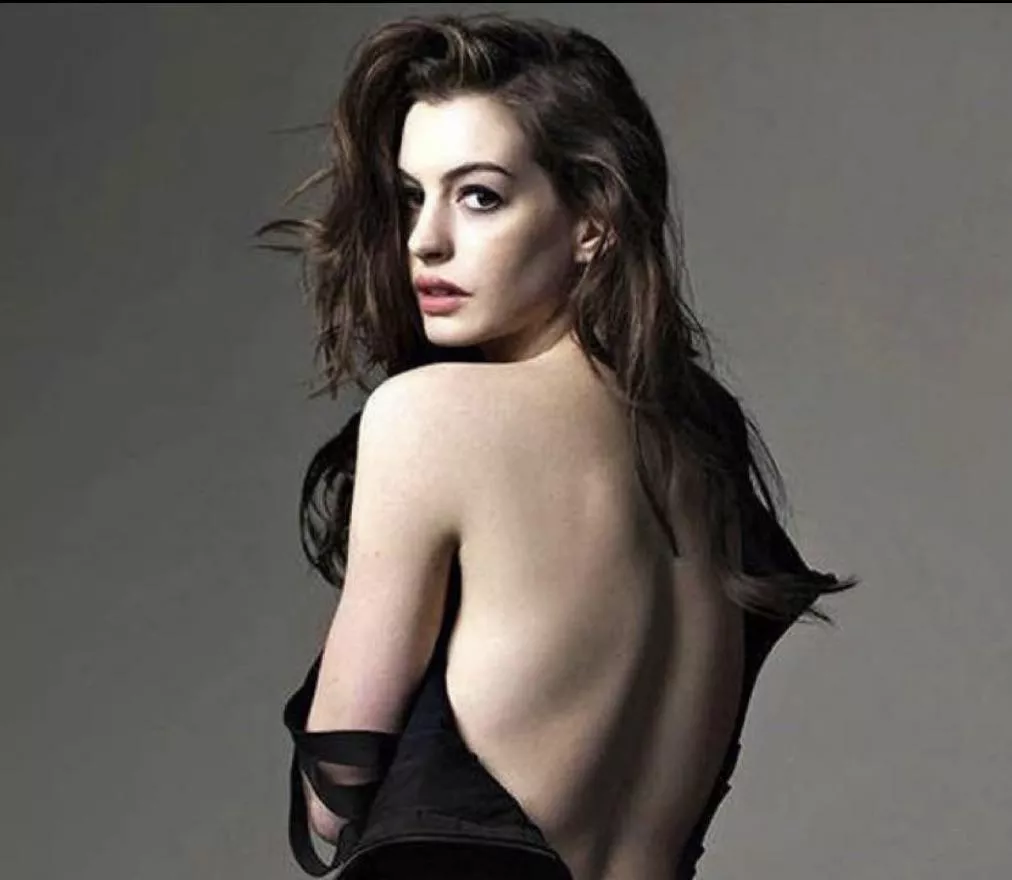 Let’s jerk for Anne Hathaway