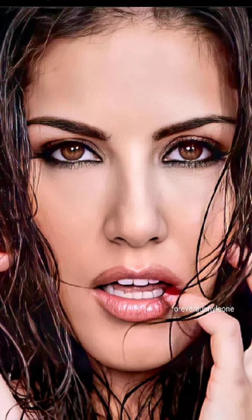 Let's just admire our queen's face. Beyond beautiful ❤