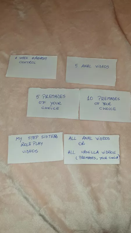 Let's play a fun game! <3 tip 10$ on only fans/MV for this raffle, more info in comments!