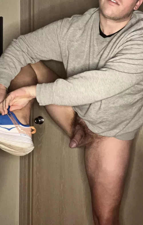 Let’s see….keys? Check. Shoes? Check. Wallet? Check. I feel like I’m forgetting something…? Oh well, off to the gym I go!