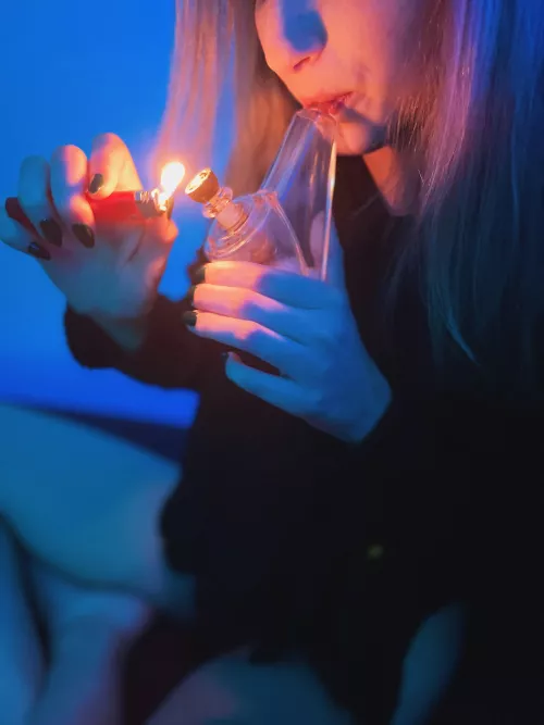 Let’s smoke, then (f)uck! 😙💨 23(OC)