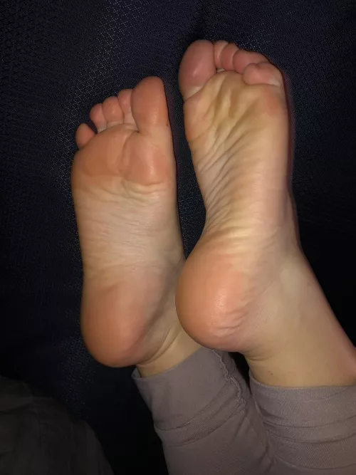 Lick my soles๐