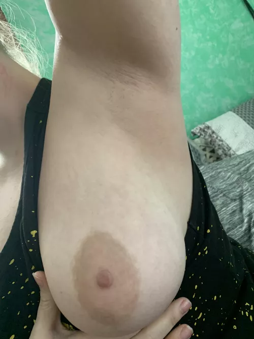 Lick Them Baby!! 👅💦🤤 (Link In Comments)