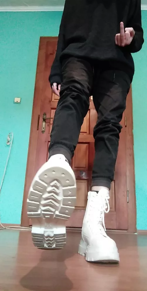 lick them clean๐ฅฑ