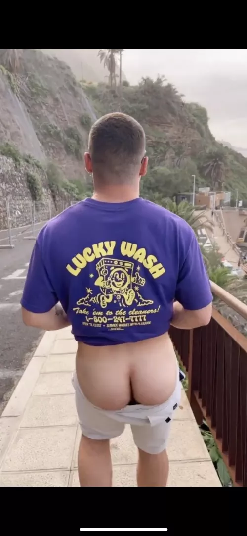 Life’s better with no underwear