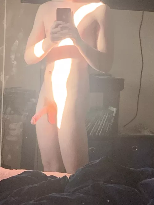 Light creeping in