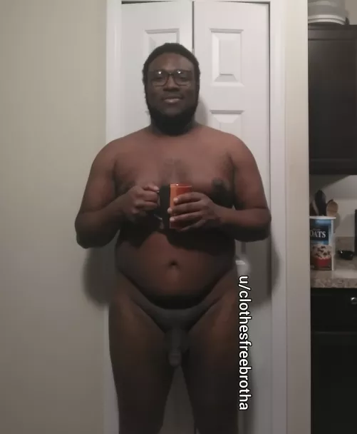 Light snow and a little chill isn't going to wreck my naked morning. But work will 😢