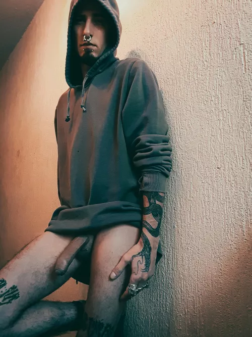 Like a metal boy ?