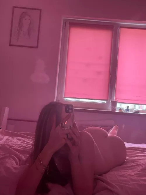 Like if you’d knock me up. I wanna fuck a random redditor